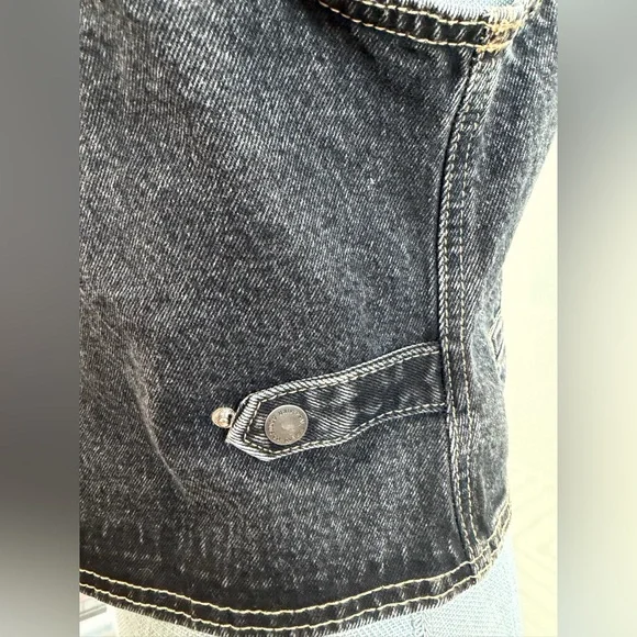 Universal Thread Black Denim Vest - New With Tags - Picture 7 of 8